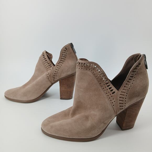 Vince Camuto French Taupe True Suede Split Shaft Ankle Bootie Womens 7 Neutral - Picture 2 of 9